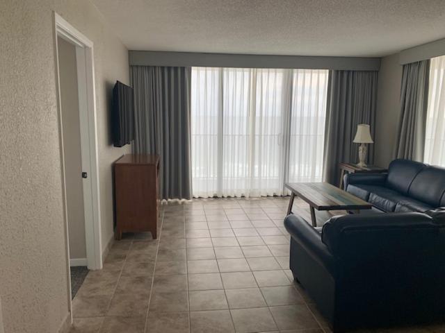 Ocean Towers Beach Club Panama City Beach Exterior photo